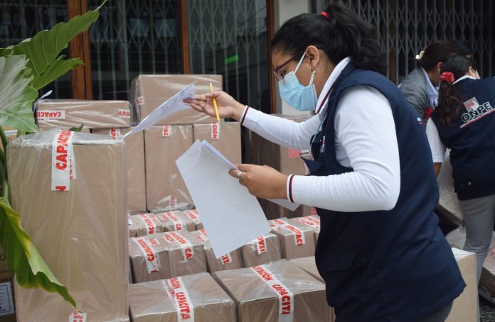 EF983E43-43E6-47A8-9002-B63E673B6D37