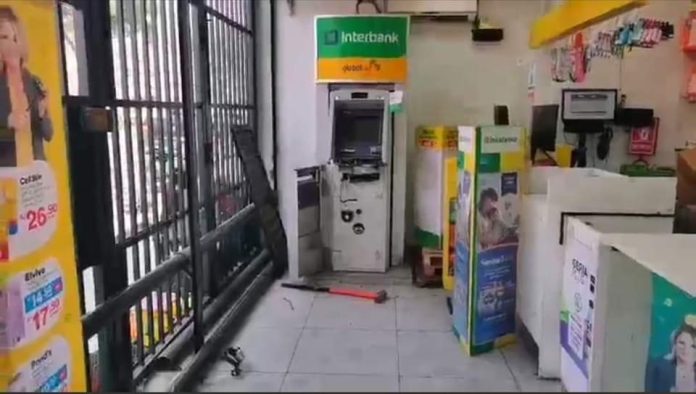 95BAF892-652D-4D81-A29D-7281AA3087B8