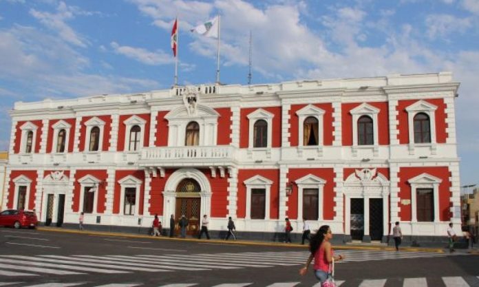 Renuncias en MPT