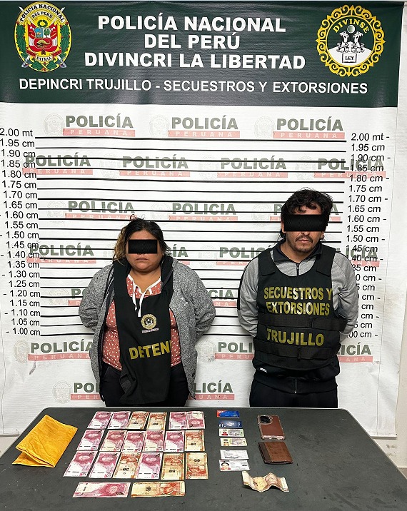 FOTO CHANTAJISTAS