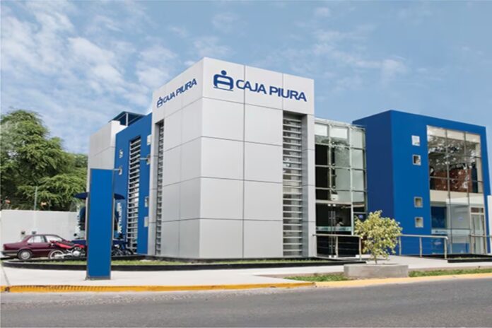 FOTO CAJA PIURA