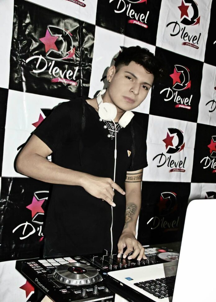 DJ