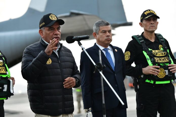 MINISTRO DEL INTERIOR